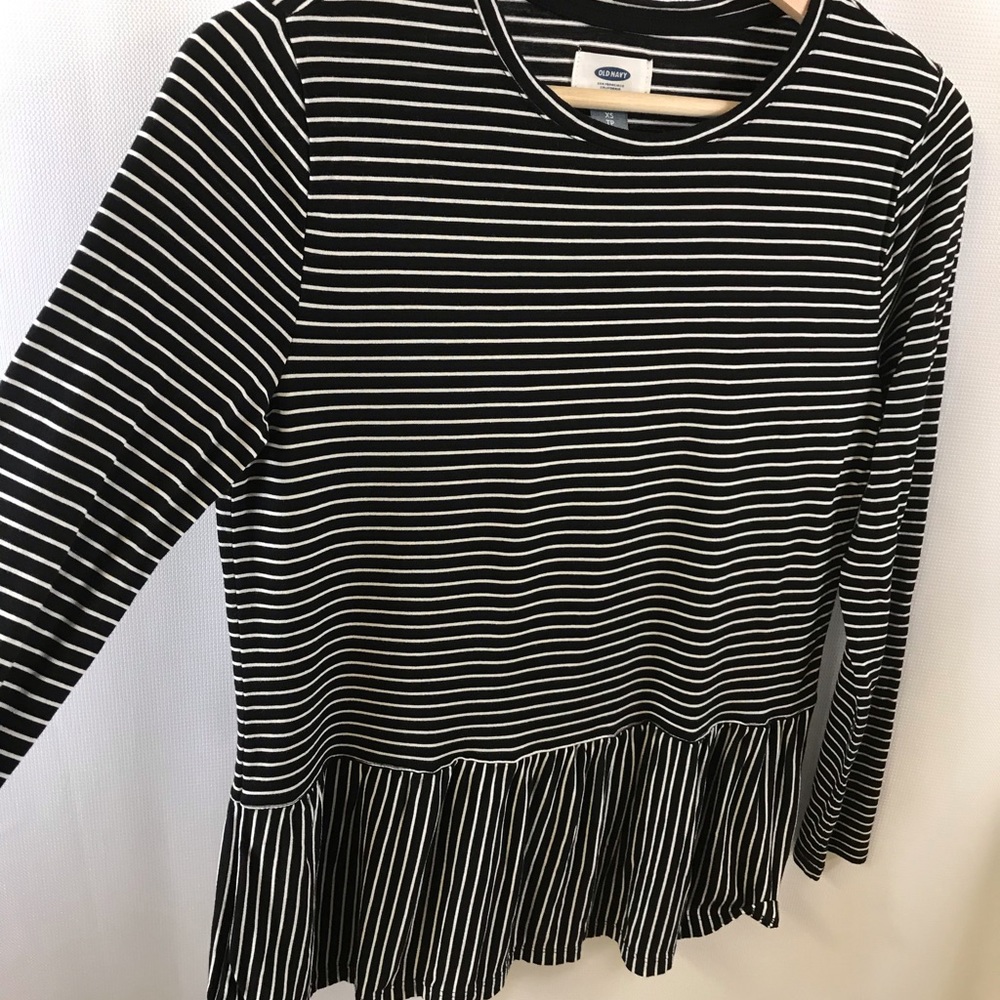 Old Navy striped Top black & white XS Long sleeve - Picture 4 of 8